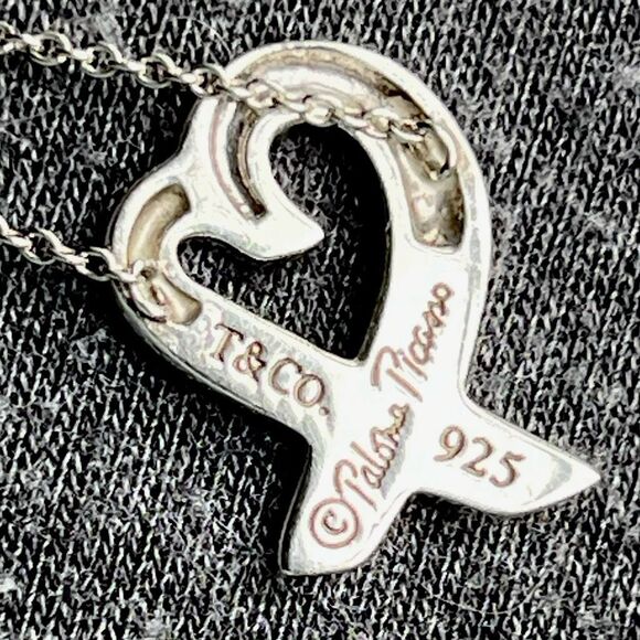 Tiffany & Co Paloma Picasso Loving Heart Pendant Necklace - Silver - 16” - Picture 5 of 14